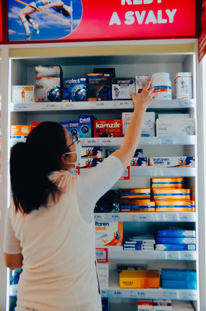 Qué se necesita para poner una farmacia?, ¿Cuál es el mejor lugar para poner una farmacia?